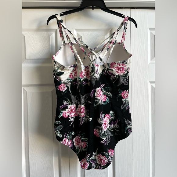 Floral Torrid One Piece - Gorgeous! - Picture 2 of 3